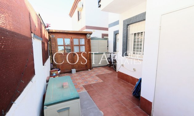 Herverkoop - Villa -
Murcia - Sucina