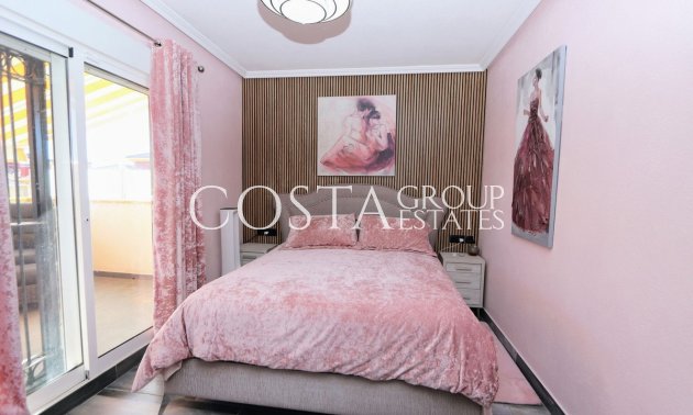 Herverkoop - Villa -
Orihuela Costa - Lomas de Cabo Roig