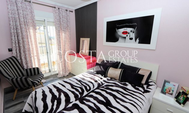 Herverkoop - Villa -
Orihuela Costa - Lomas de Cabo Roig