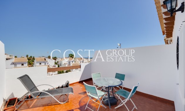 Odsprzedaż - Dom -
Orihuela Costa - Punta Prima