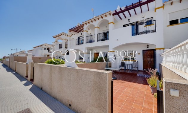 Odsprzedaż - Dom -
Orihuela Costa - Punta Prima