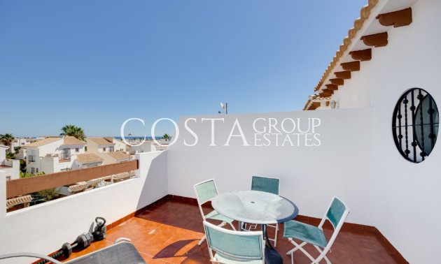 Odsprzedaż - Dom -
Orihuela Costa - Punta Prima