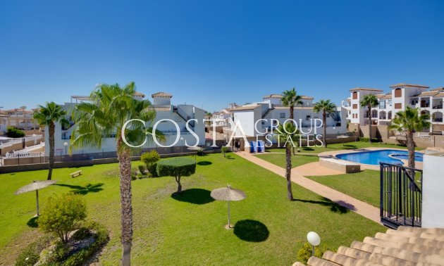 Odsprzedaż - Dom -
Orihuela Costa - Punta Prima