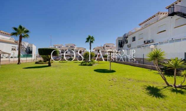 Odsprzedaż - Dom -
Orihuela Costa - Punta Prima