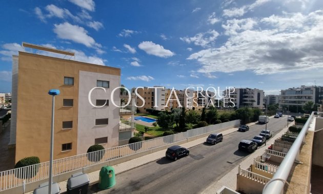 Herverkoop - Huis -
Orihuela Costa - Los Dolses