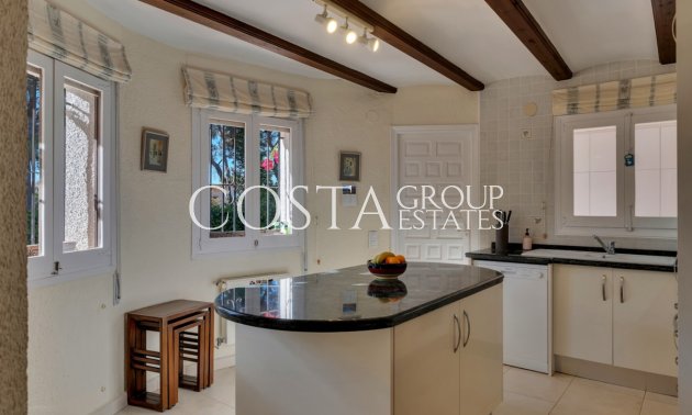 Herverkoop - Villa -
Alicante - Alicante Centro