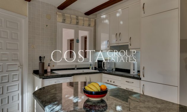 Herverkoop - Villa -
Alicante - Alicante Centro