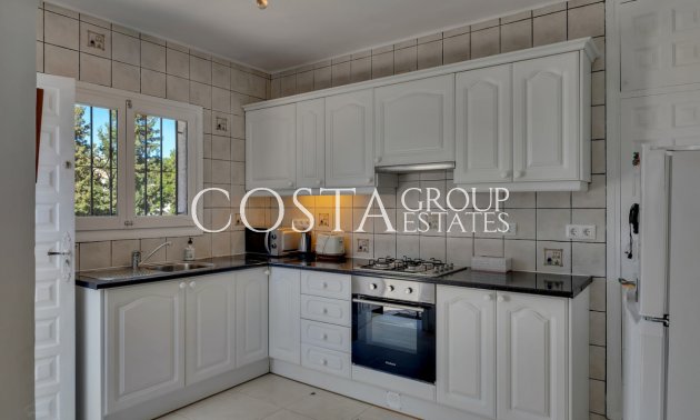 Herverkoop - Villa -
Alicante - Alicante Centro