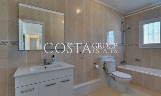 Herverkoop - Villa -
Alicante - Alicante Centro