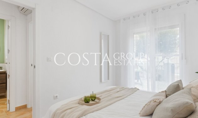 Resale - House -
Orihuela Costa - Villamartin
