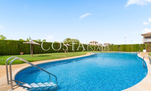 Resale - House -
Orihuela Costa - Villamartin