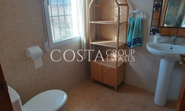 Herverkoop - Villa -
Yecla - Yecla Centro