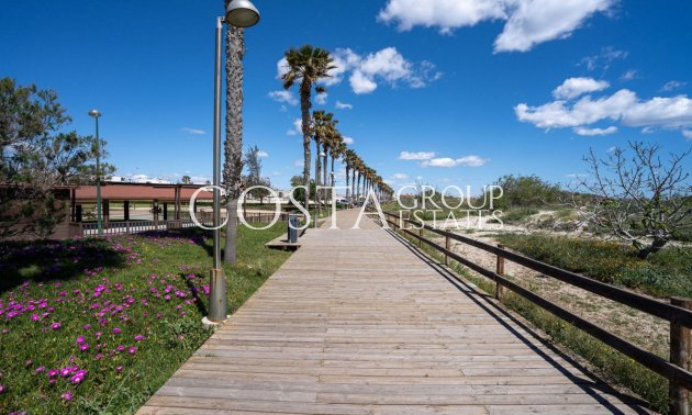 Herverkoop - Villa -
Pilar de la Horadada - Torre De La Horadada