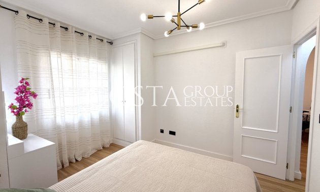 Resale - Apartments -
Torrevieja