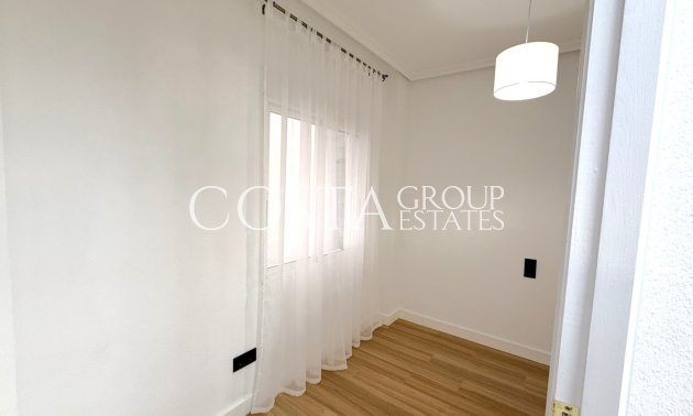 Resale - Apartments -
Torrevieja