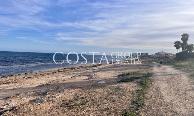 Resale - Apartments -
Torrevieja