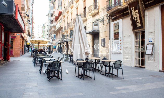 Herverkoop - Apartments -
Alicante - Alicante Centro