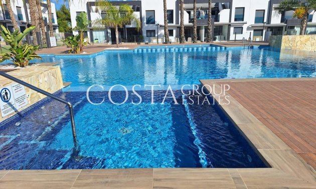 Wiederverkauf - House -
Orihuela Costa