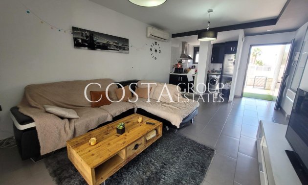 Wiederverkauf - House -
Orihuela Costa