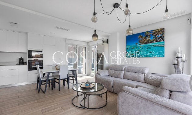 Resale - Villa -
Orihuela Costa - Vista Bella Golf