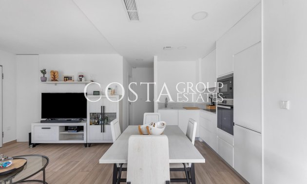 Resale - Villa -
Orihuela Costa - Vista Bella Golf