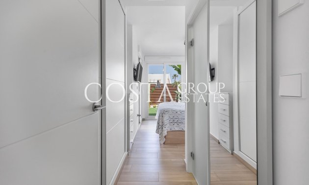 Resale - Villa -
Orihuela Costa - Vista Bella Golf