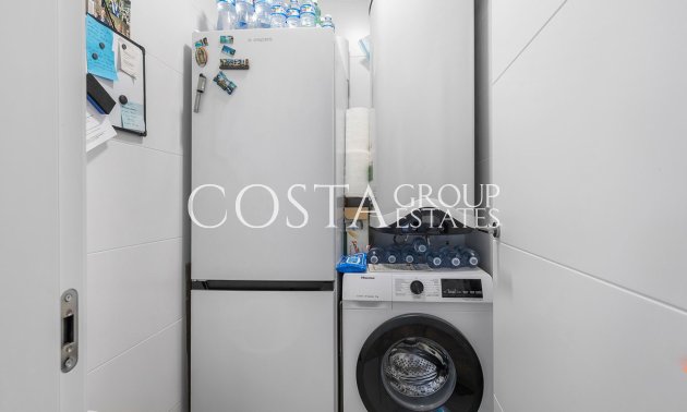 Resale - Villa -
Orihuela Costa - Vista Bella Golf