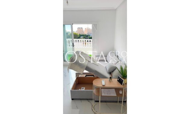 Resale - House -
Orihuela Costa