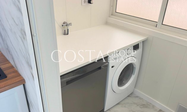 Resale - House -
Orihuela Costa