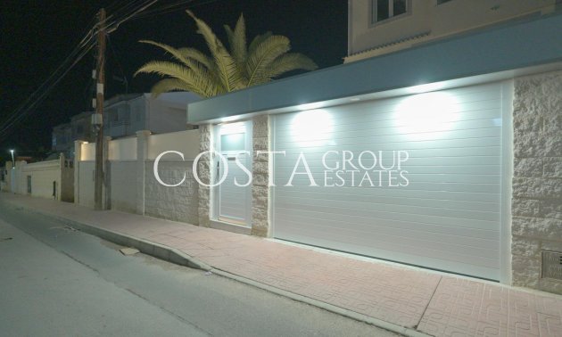 Herverkoop - Huis -
Orihuela Costa - Punta Prima