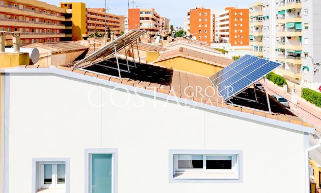 Herverkoop - Huis -
Orihuela Costa - Punta Prima