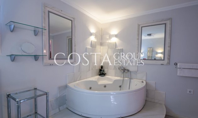 Herverkoop - Villa -
Calpe - Calpe Centro