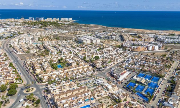 Herverkoop - Huis -
Orihuela Costa - Playa Flamenca