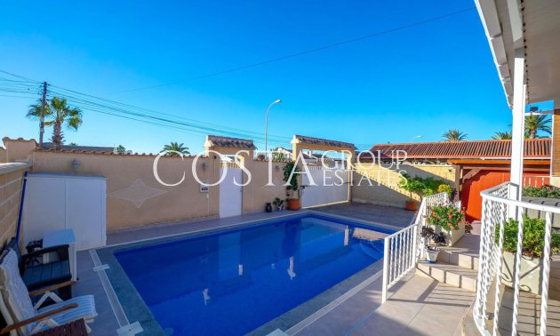 Revente - Villa -
Torrevieja