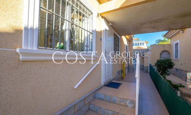 Revente - Villa -
Torrevieja