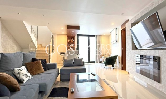 Herverkoop - Villa -
Orihuela Costa - Villamartin