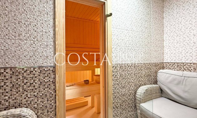 Herverkoop - Villa -
Orihuela Costa - Villamartin