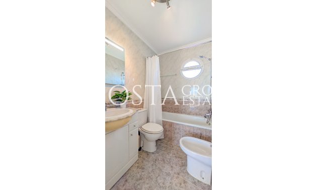 Wiederverkauf - Apartments -
Torrevieja