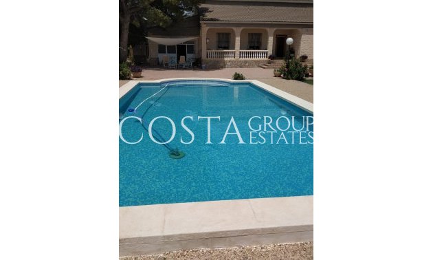 Revente - Villa -
Yecla - Yecla Centro