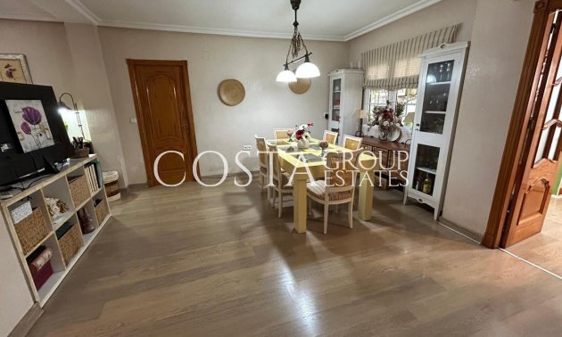 Revente - Villa -
Los Montesinos - Los Montesinos Centro