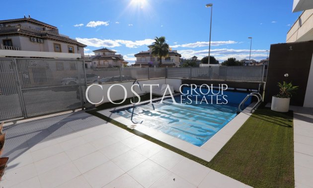 Revente - Villa -
Orihuela Costa - Lomas de Cabo Roig