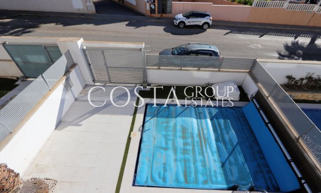 Revente - Villa -
Orihuela Costa - Lomas de Cabo Roig