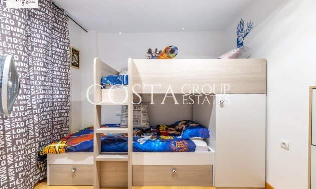 Odsprzedaż - Apartments -
Alicante - Alicante Centro