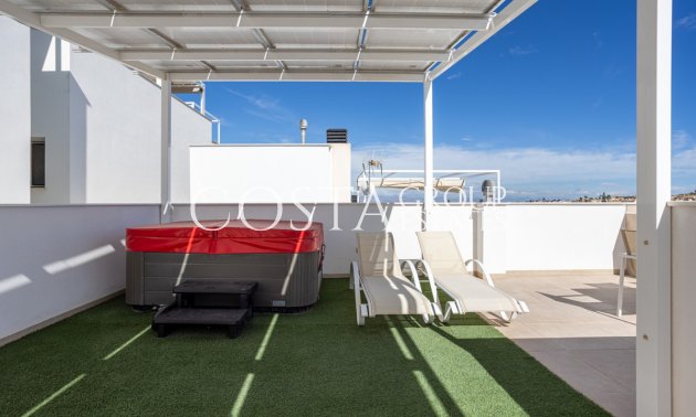 Wiederverkauf - Villa -
Benijofar