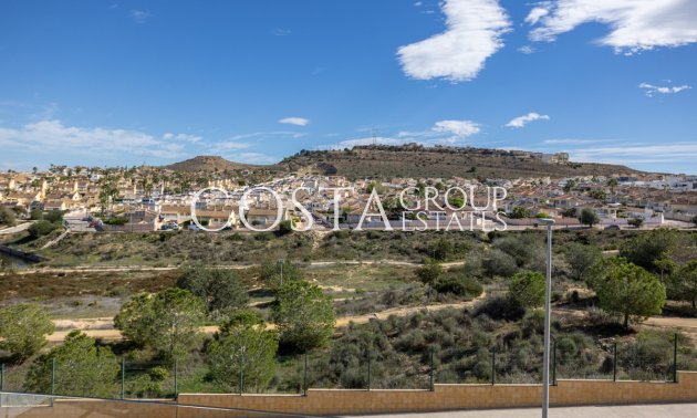 Wiederverkauf - Villa -
Benijofar