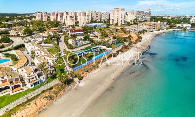 Odsprzedaż - Willa -
Orihuela Costa - Dehesa de Campoamor