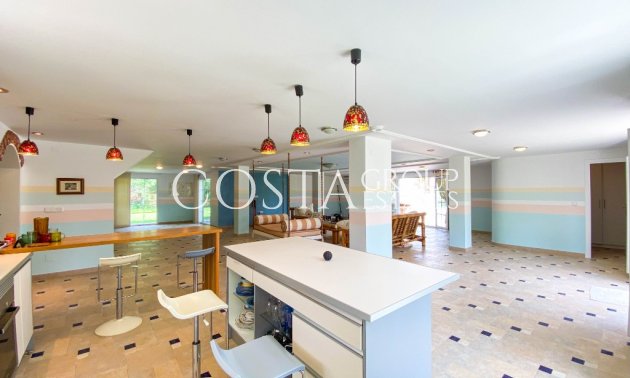 Odsprzedaż - Willa -
Orihuela Costa - Villamartin