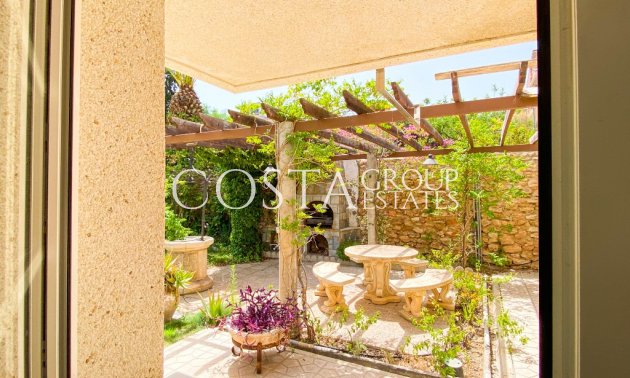 Odsprzedaż - Willa -
Orihuela Costa - Villamartin