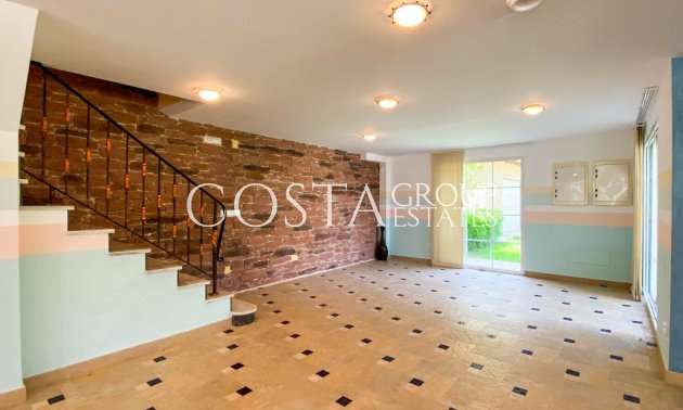 Odsprzedaż - Willa -
Orihuela Costa - Villamartin