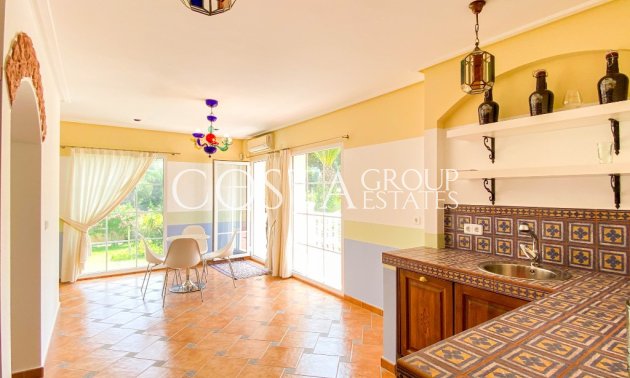 Odsprzedaż - Willa -
Orihuela Costa - Villamartin